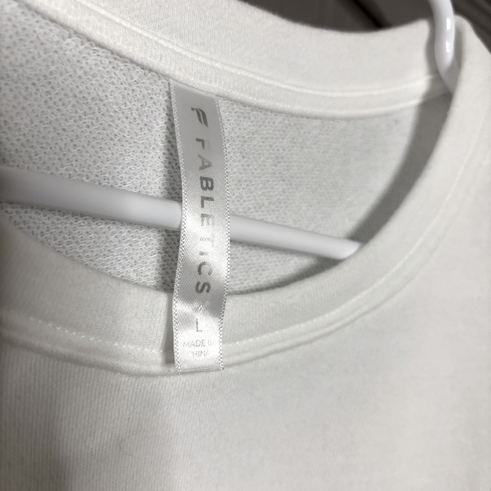 Fabletics Stacey “Never Settle” Pullover White French Terry Top/Sweatshirt L - Picture 4 of 9